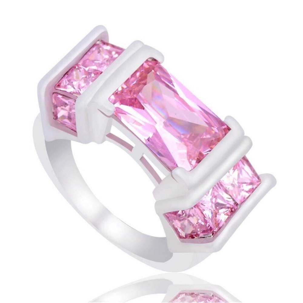 NEW Elegant Pink Gemstone Ring